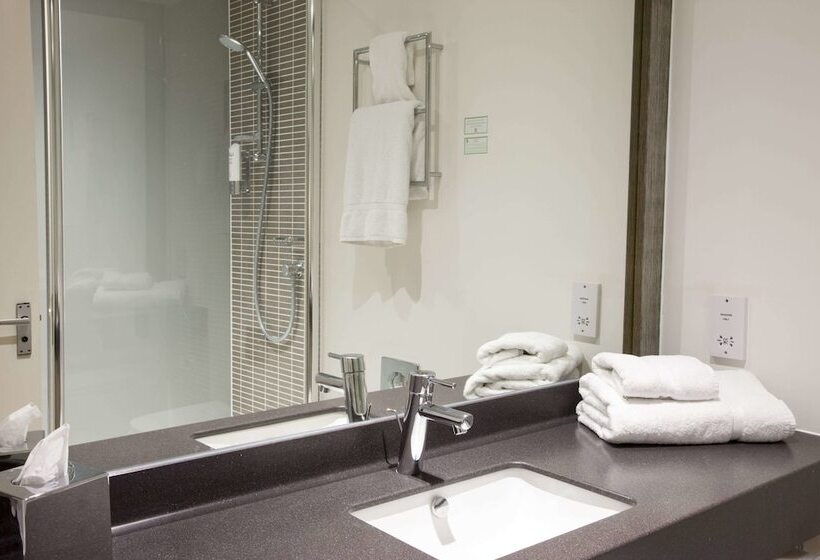 اتاق استاندارد با تخت دوبل برای معلولان, Holiday Inn Ipswich, An Ihg