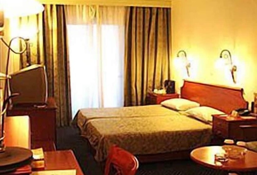 Executive Single Room, Laodamia