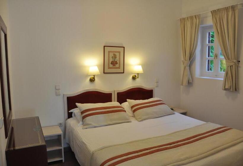 استودیو استاندارد با چشم‌انداز باغ, Nissia Traditional Residences Spetses