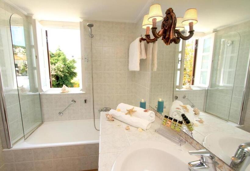 اتاق استاندارد, Nissia Traditional Residences Spetses