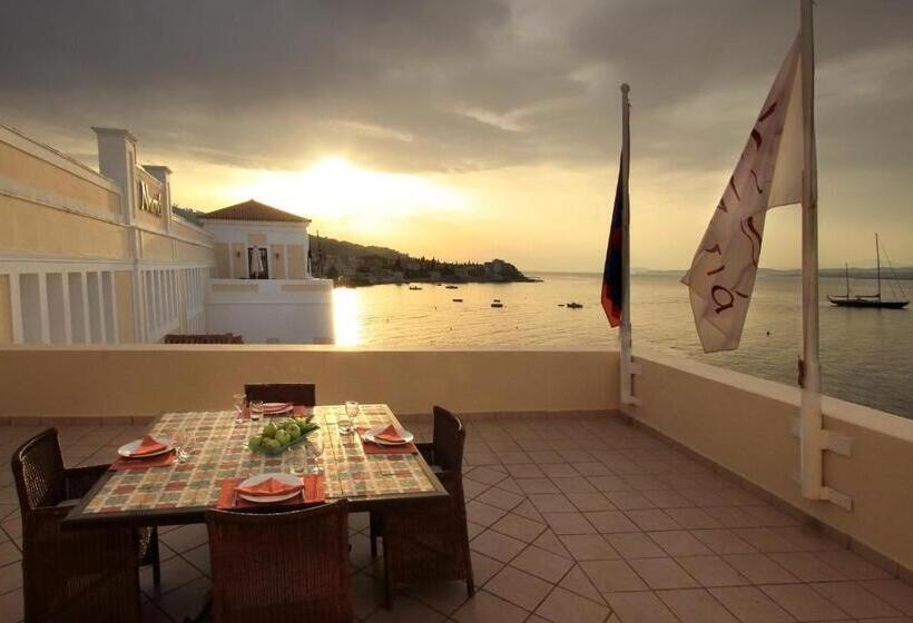 اتاق استاندارد, Nissia Traditional Residences Spetses
