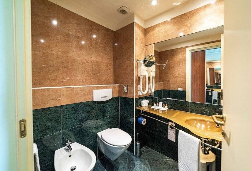 اتاق استاندارد, Phi Hotel Emilia