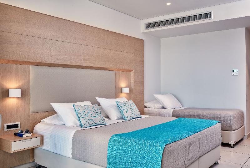 اتاق استاندارد با چشمانداز دریا, Porto Bello Royal