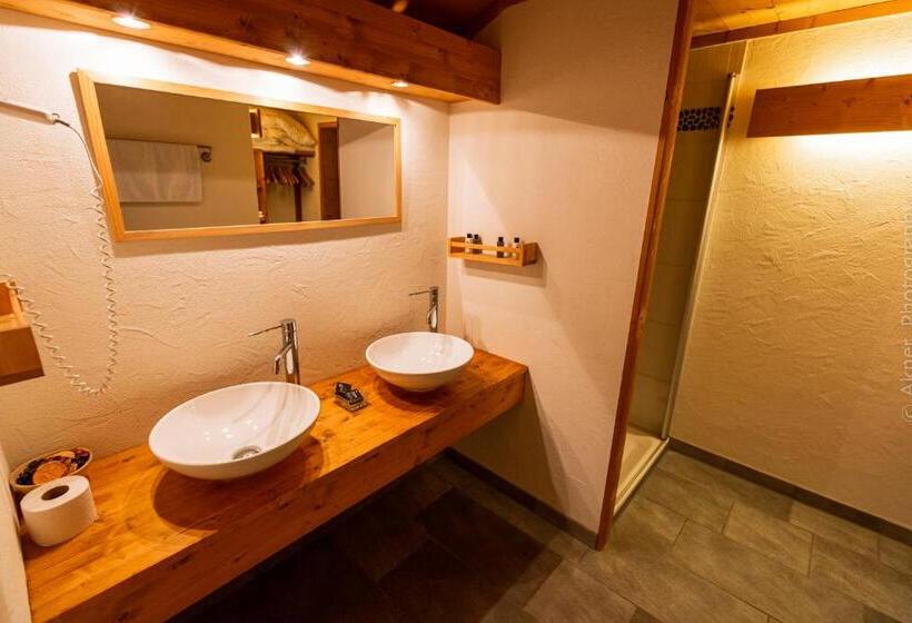سوییت جونیور, Restaurant Les Lilas