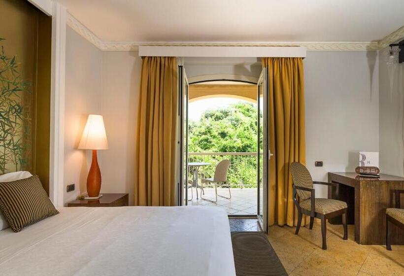Superior Zimmer mit Terrasse, Romano Palace Luxury