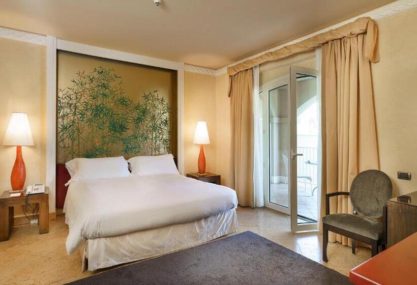 Superior Zimmer mit Terrasse, Romano Palace Luxury
