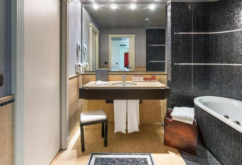 Suite mit Terrasse, Romano Palace Luxury