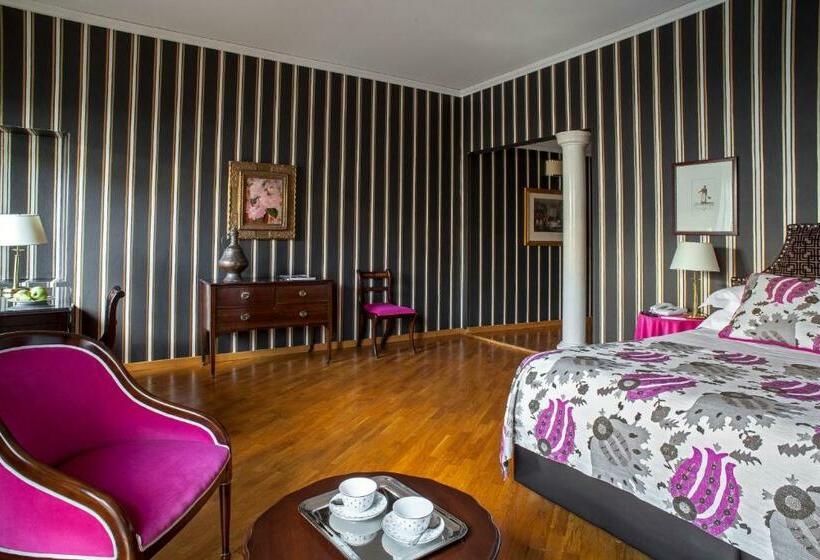اتاق لوکس, Room Mate Isabella