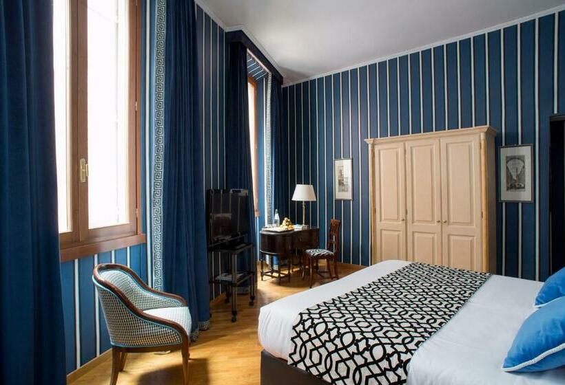 اتاق لوکس, Room Mate Isabella