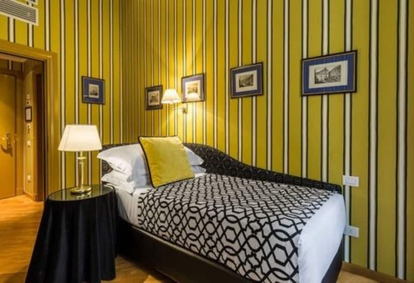 اتاق استاندارد یک نفره, Room Mate Isabella