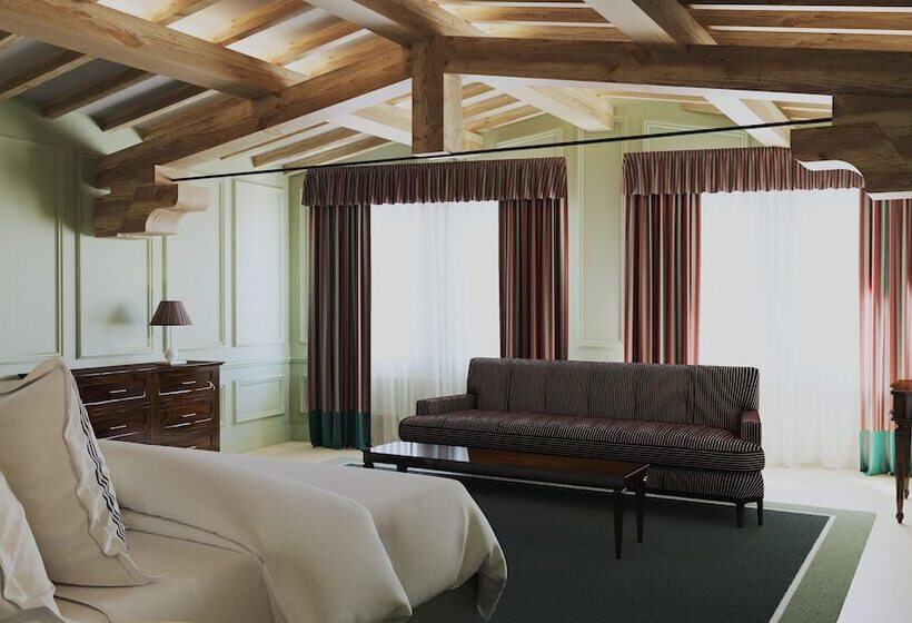 سوییت جونیور, Room Mate Isabella