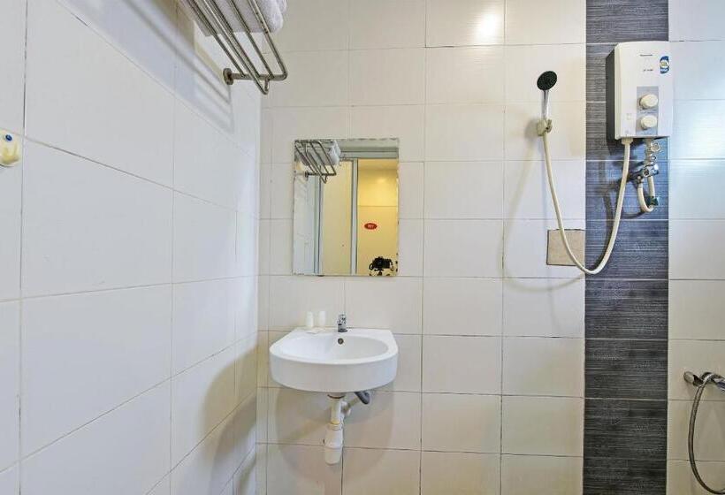 اتاق لوکس, Avatarr Hotel By Oyo Rooms