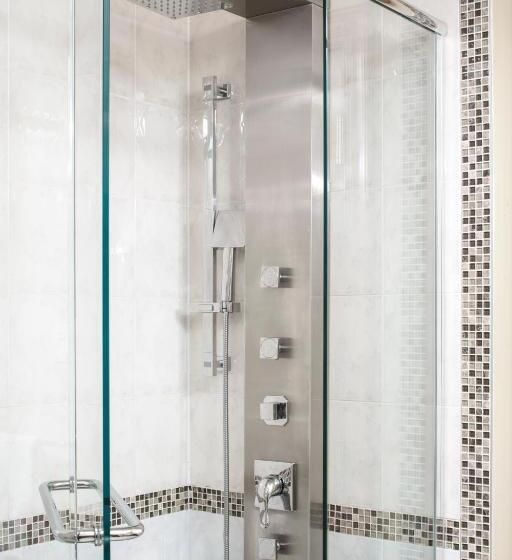 اتاق استاندارد با تخت بزرگ, Auberge Du Vieux Port By Gray Collection