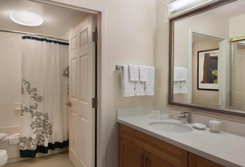 סוויטה, Cambridge Suites Mississauga