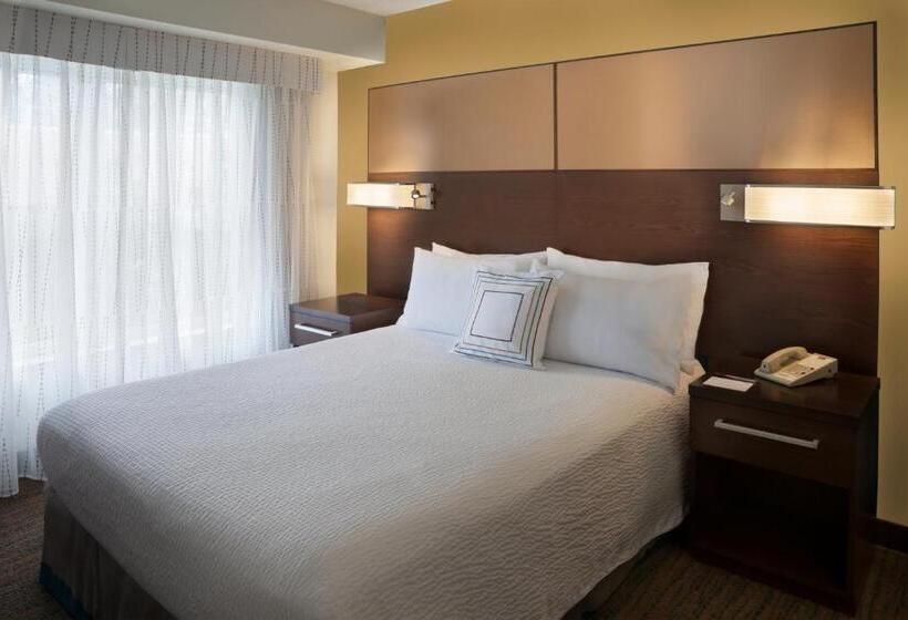 סוויטה, Cambridge Suites Mississauga