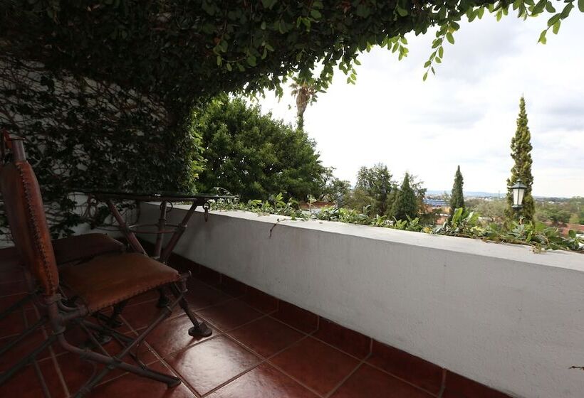 سوییت جونیور, Casa De La Loma