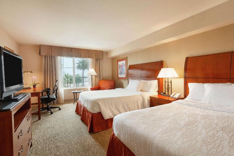 اتاق استاندارد با تخت دو نفره بزرگ, Hilton Garden Inn Carlsbad Beach