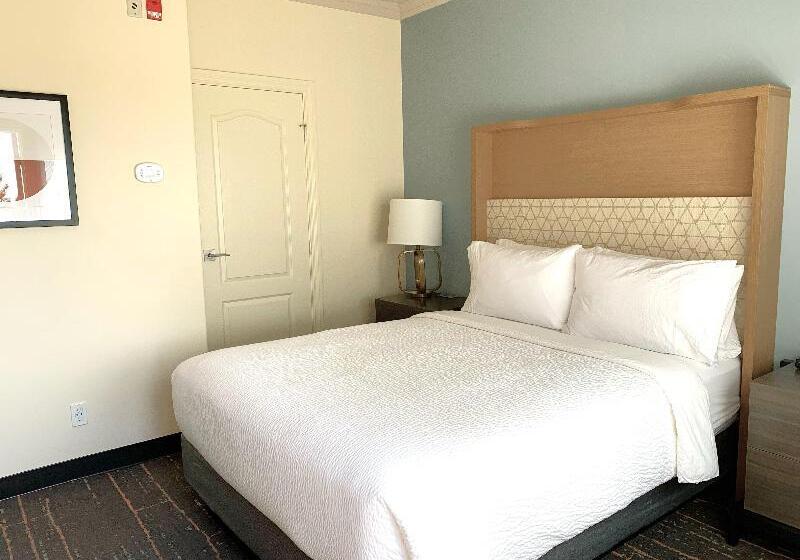 套房, Holiday Inn Victoria   Elk Lake, An Ihg