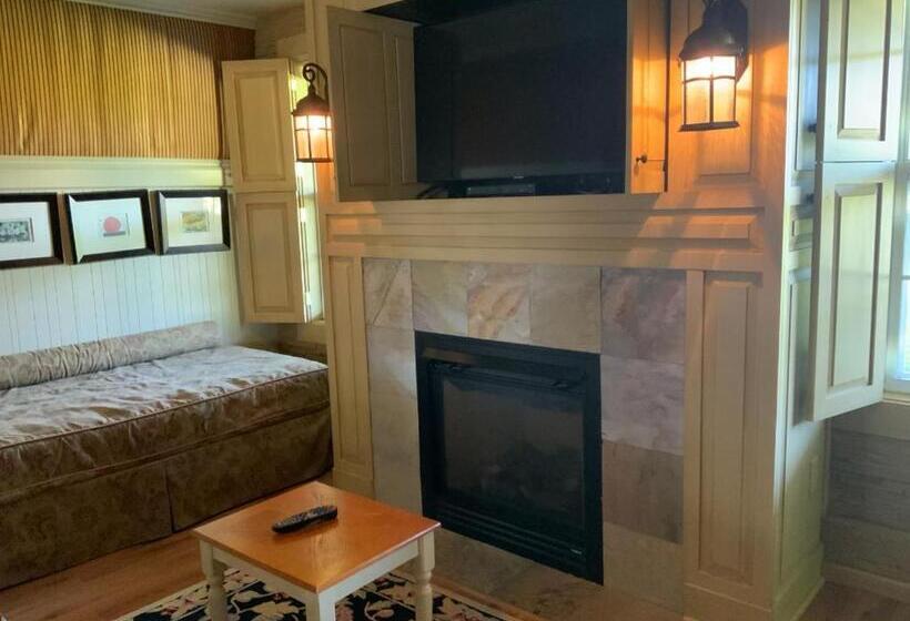 سوییت با چشم‌انداز باغ, Kingsbrae Arms Inn