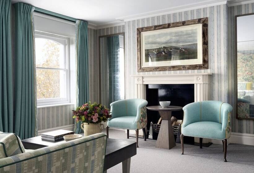 سوییت جونیور, Knightsbridge Hotel, Firmdale Hotels