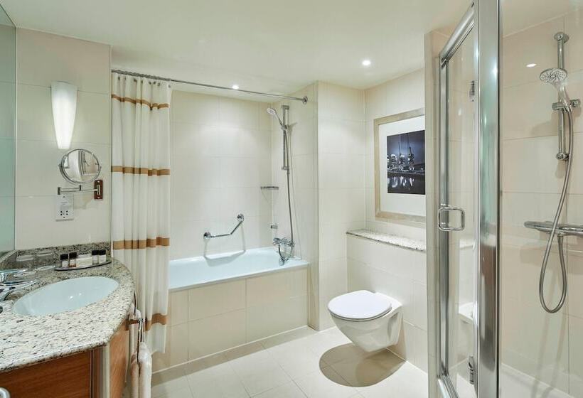 استودیو اجرایی, London Marriott Hotel Canary Wharf