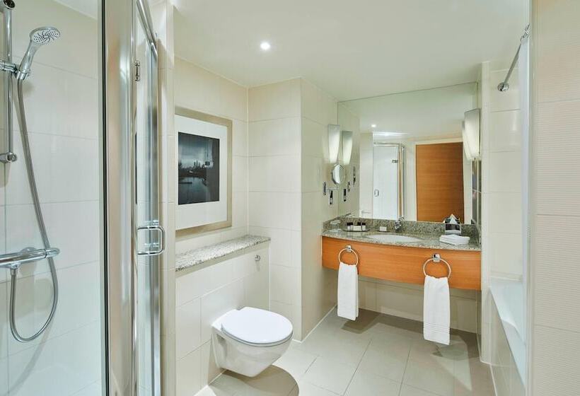 سوییت اجرایی, London Marriott Hotel Canary Wharf