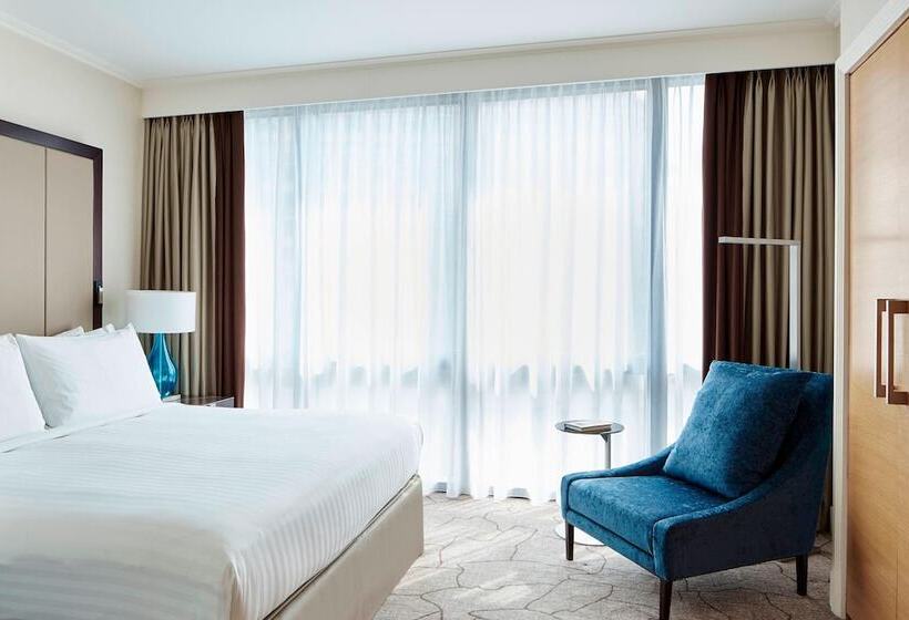 سوییت اجرایی, London Marriott Hotel Canary Wharf