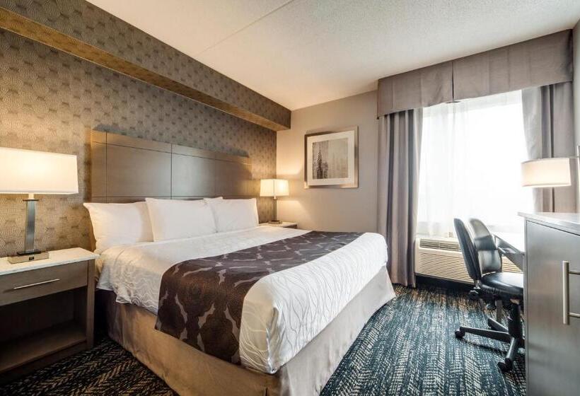 سوییت, Monte Carlo Inn Brampton