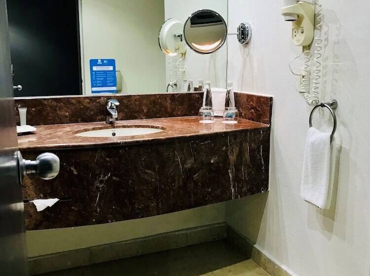 اتاق لوکس, Real Inn San Luis Potosí