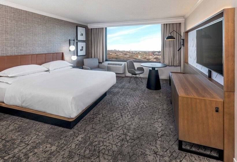 اتاق کلاب, Sheraton Pentagon City