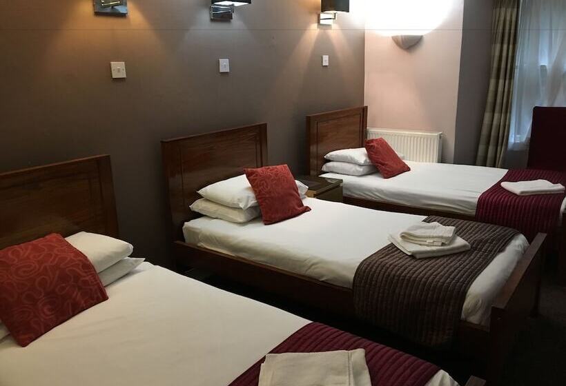 اتاق استاندارد سه نفره, Merchant City Inn