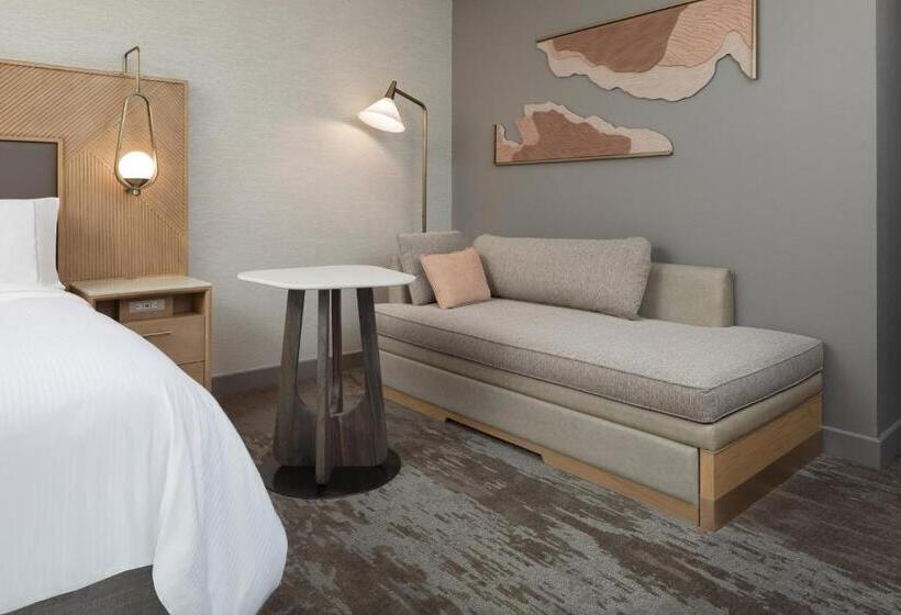 اتاق استاندارد با تخت بزرگ, The Westin Kierland Resort & Spa