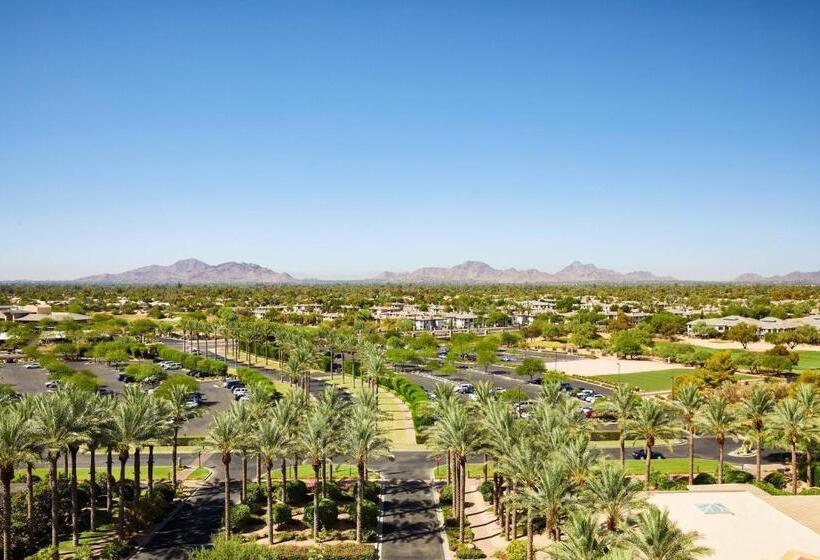 اتاق استاندارد با چشم‌انداز کوهستان, The Westin Kierland Resort & Spa