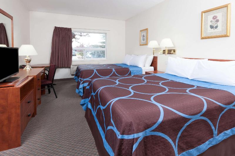 اتاق استاندارد, Super 8 By Wyndham Edmonton/west