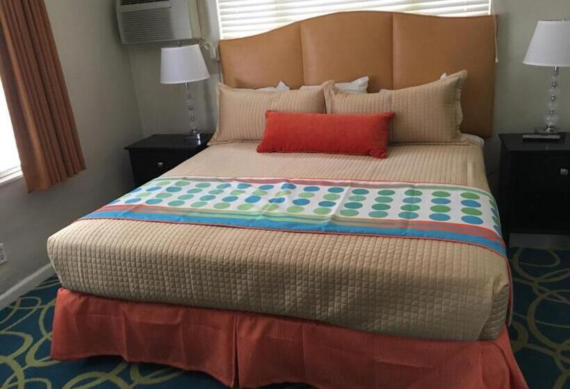 سوییت, Silver Seas Beach Resort