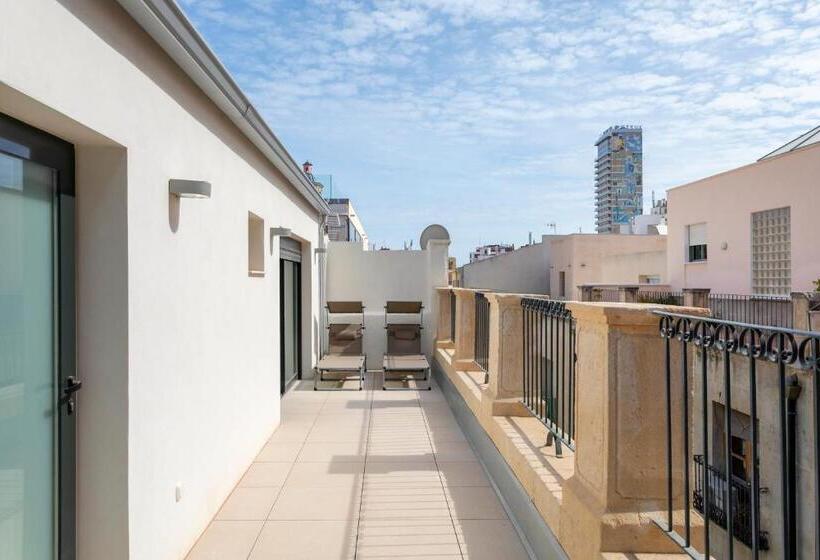 1 Bedroom Penthouse Apartment, Arenal Suites Alicante