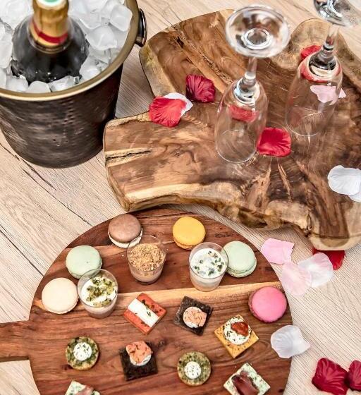 آپارتمان 1 خوابه, Appart Hotel Glam88 Suites Avec Spa Et Sauna Privatif