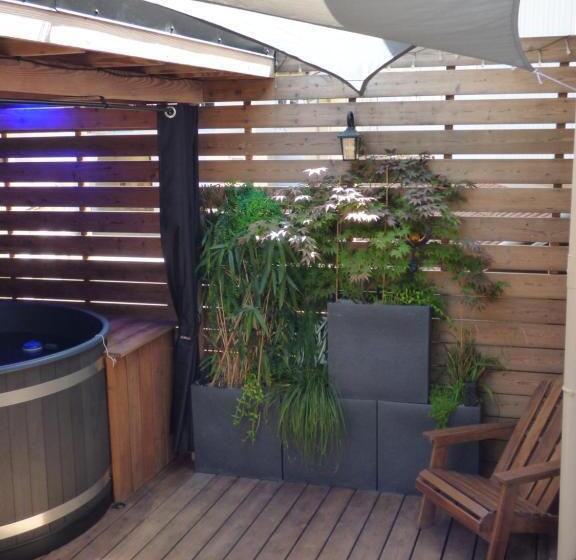 آپارتمان 1 خوابه, Appart Hotel Glam88 Suites Avec Spa Et Sauna Privatif