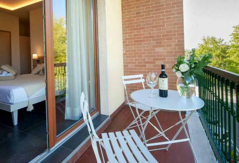 اتاق استاندارد با بالکن, Brichett Deluxe Rooms