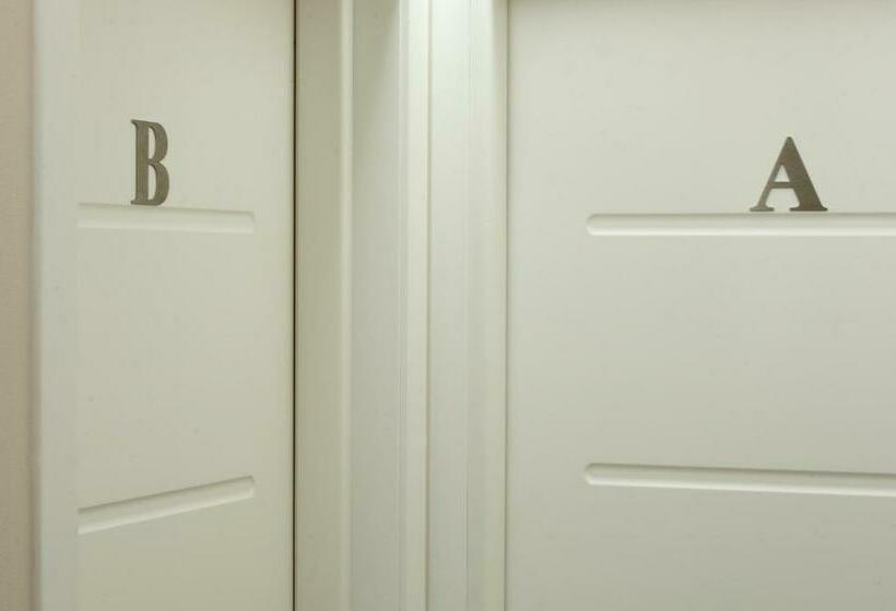اتاق استاندارد با بالکن, Brichett Deluxe Rooms