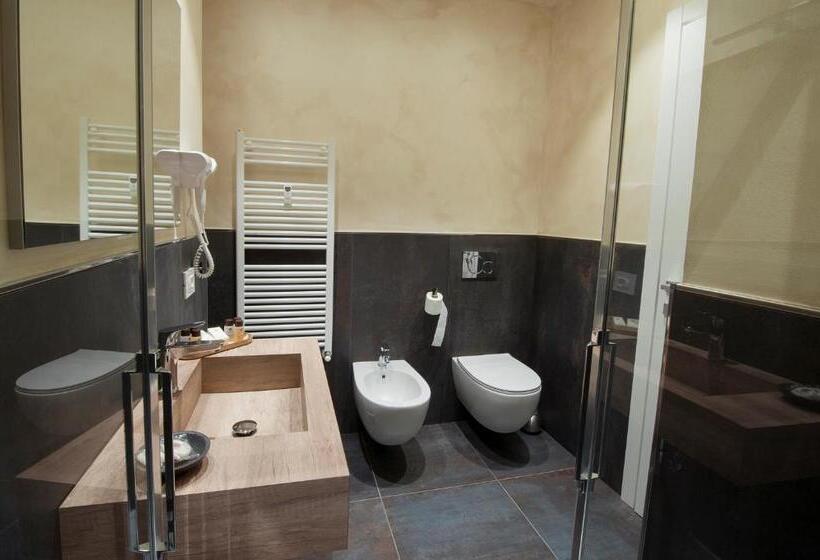اتاق لوکس خانوادگی, Brichett Deluxe Rooms