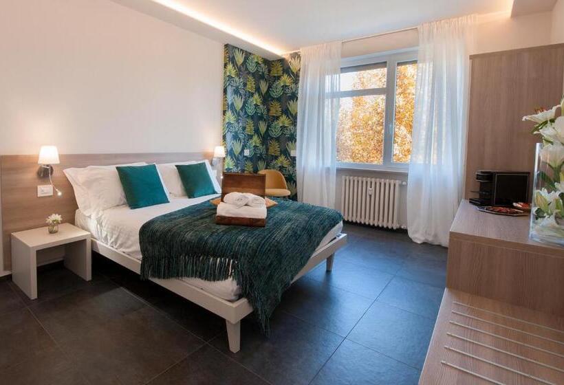 اتاق لوکس خانوادگی, Brichett Deluxe Rooms