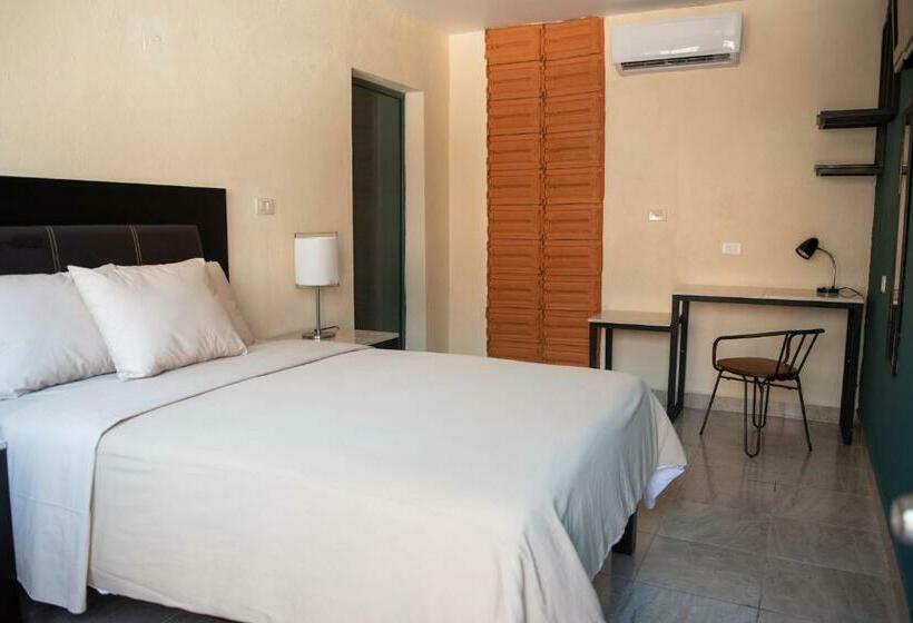 اتاق لوکس, Casa Real