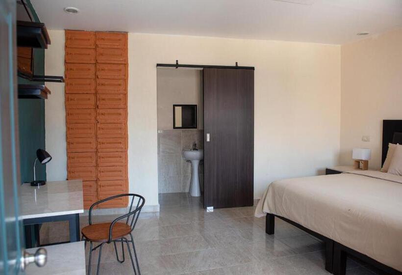 اتاق لوکس با تخت بزرگ, Casa Real