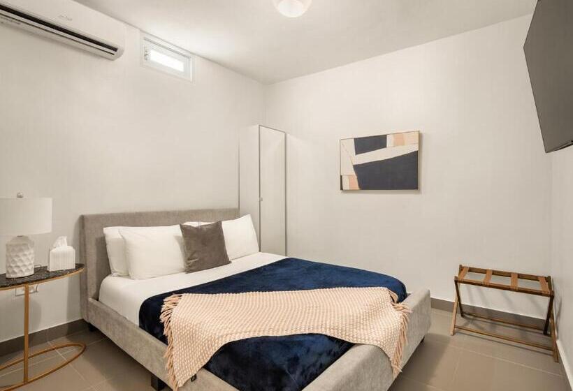 1 Bedroom Penthouse Apartment, Rosalina Ocean Park
