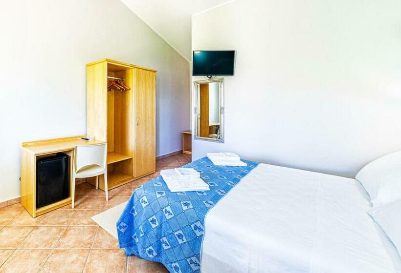 اتاق استاندارد با چشم‌انداز باغ, Agriturismo Is Cortillaris
