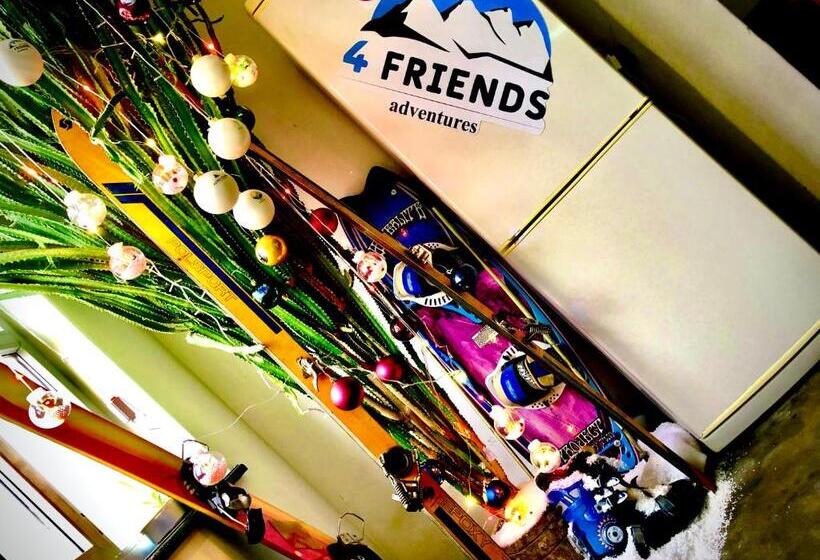 اتاق استاندارد, 4 Friends Adventurers