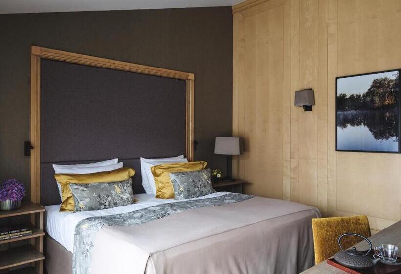 سوئیت جونیور با چشم‌انداز, Althoff Seehotel überfahrt