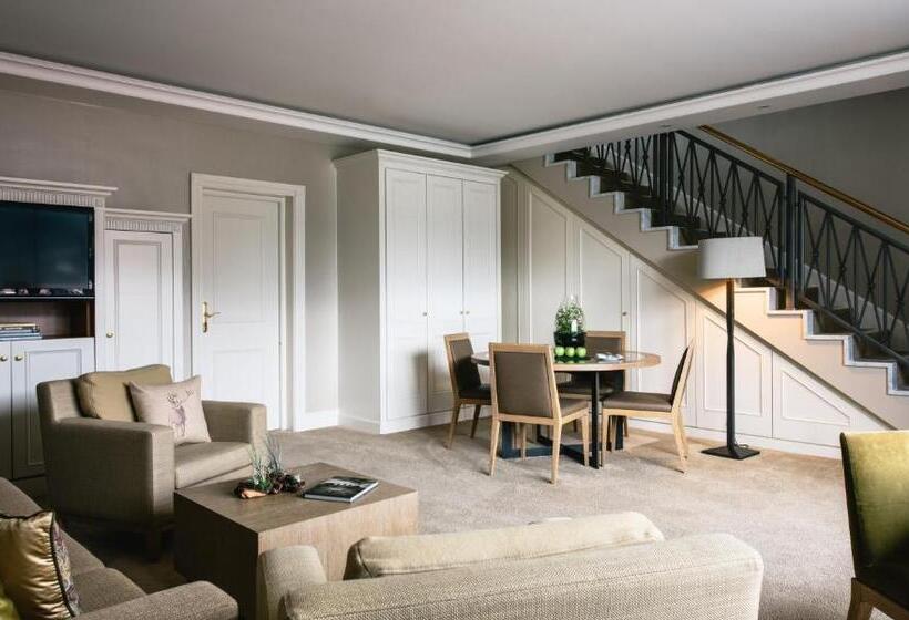 سوییت دوبلکس, Althoff Seehotel überfahrt