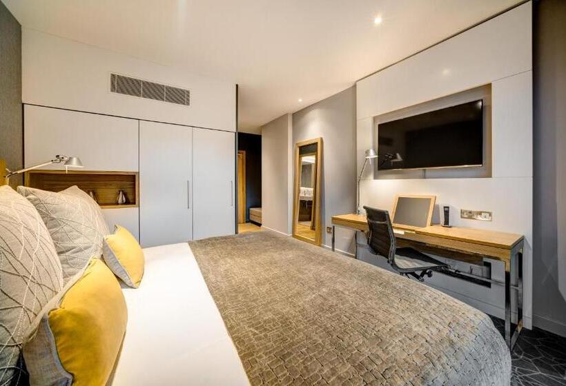 Quarto standard, Apex City Of Glasgow